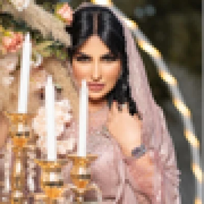 زينب العسكري